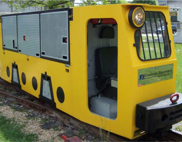 Напочвенный рельсовый локомотив SMARTILOC-36